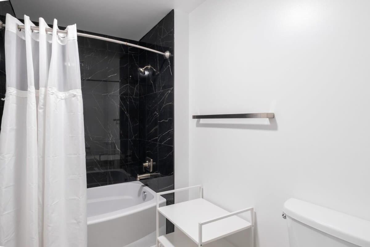 3Br Modern Downtown Apartment With Gym & Office Charlotte Exterior foto